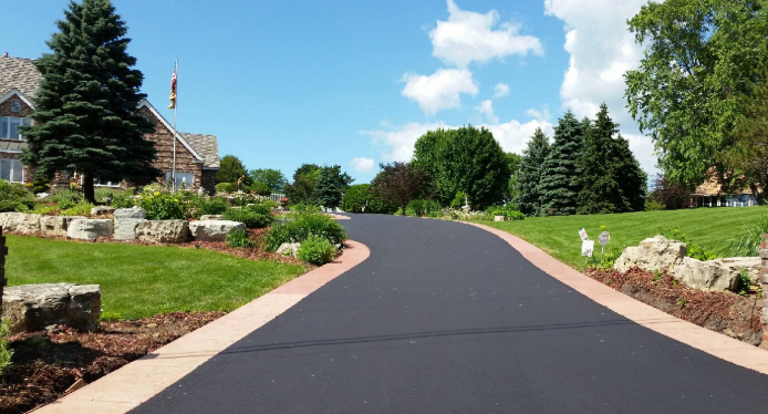 Best Blacktop Driveway Installation Services in Buffalo NY