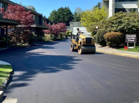 Best Commercial Blacktop Paving Services in Amherst NY